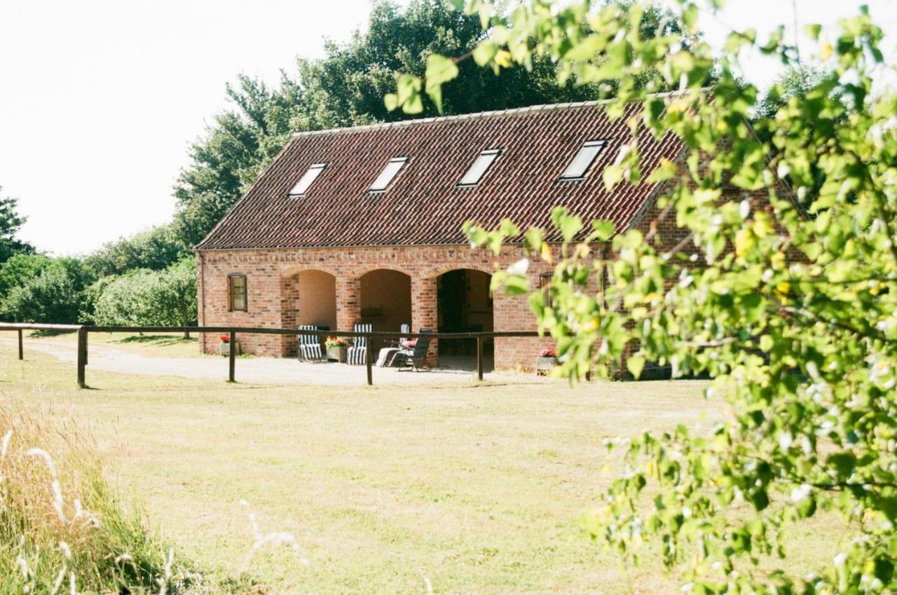 Hilltop Farm Holidays Lincoln Extérieur photo